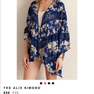 Black tropical Kimono